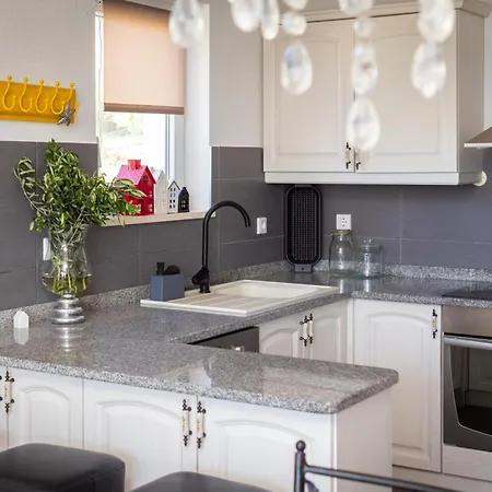 Monroe Daire Stanici