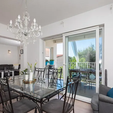 Monroe شقة Stanici